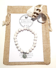 Load image into Gallery viewer, Essential Oil Diffuser Bracelet l White Howlite